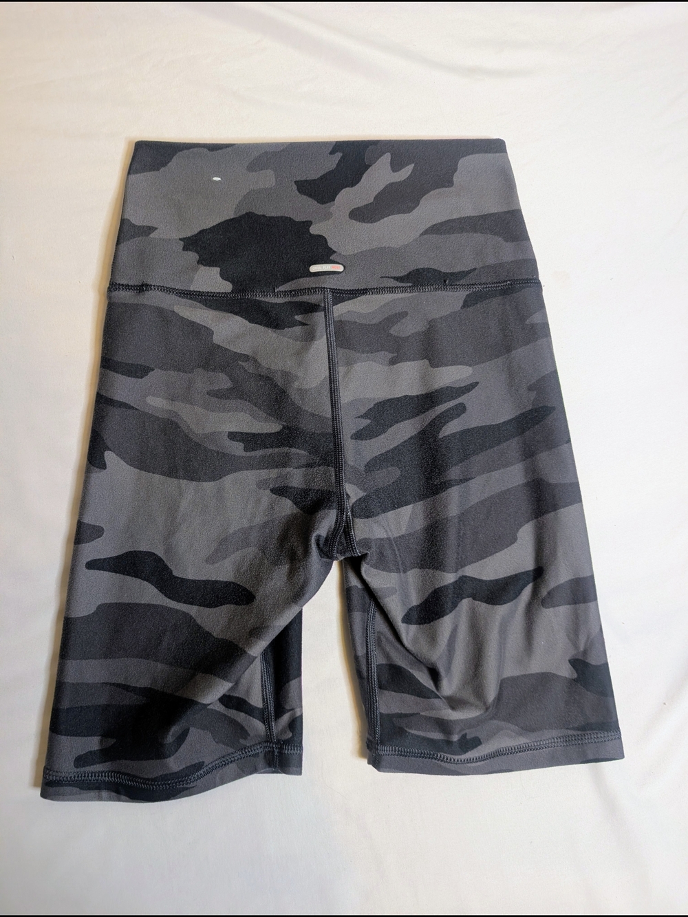 aerie Chill.play.move High-Rise Bike Shorts - Black & Gray Camo